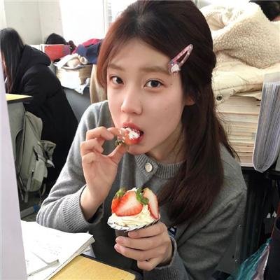 为她破戒，嗜血傅爷轻声哄她吻她